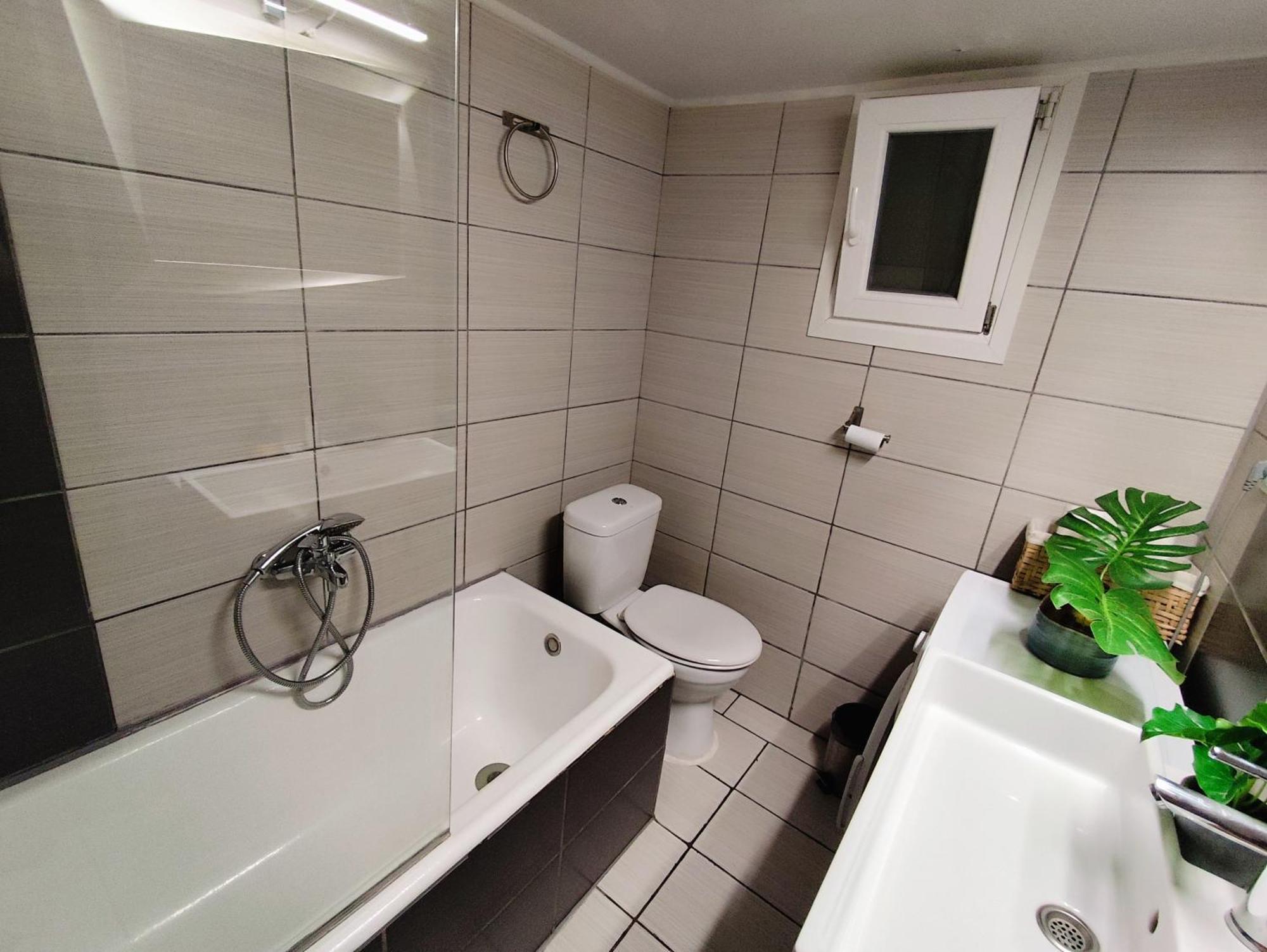 Comfortable Modern Entire House Near The Center Of Athens-Blue Serenity エクステリア 写真
